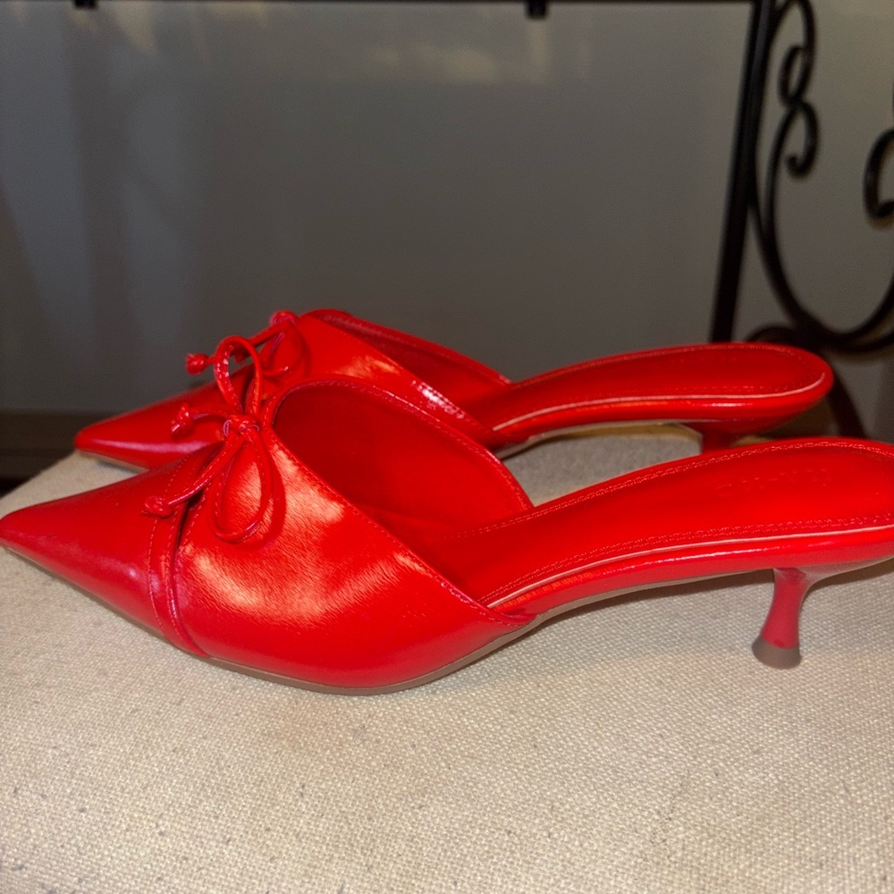 NA-KD Red Pointed-Toe Bow Slip-On Mules for Women - Picture 3 of 5